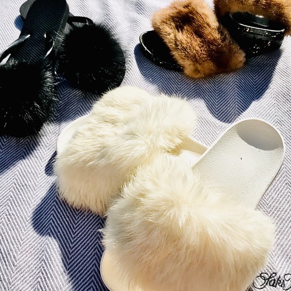 REAL MINK SLIDES AND SANDALS - Picture 6 of 9